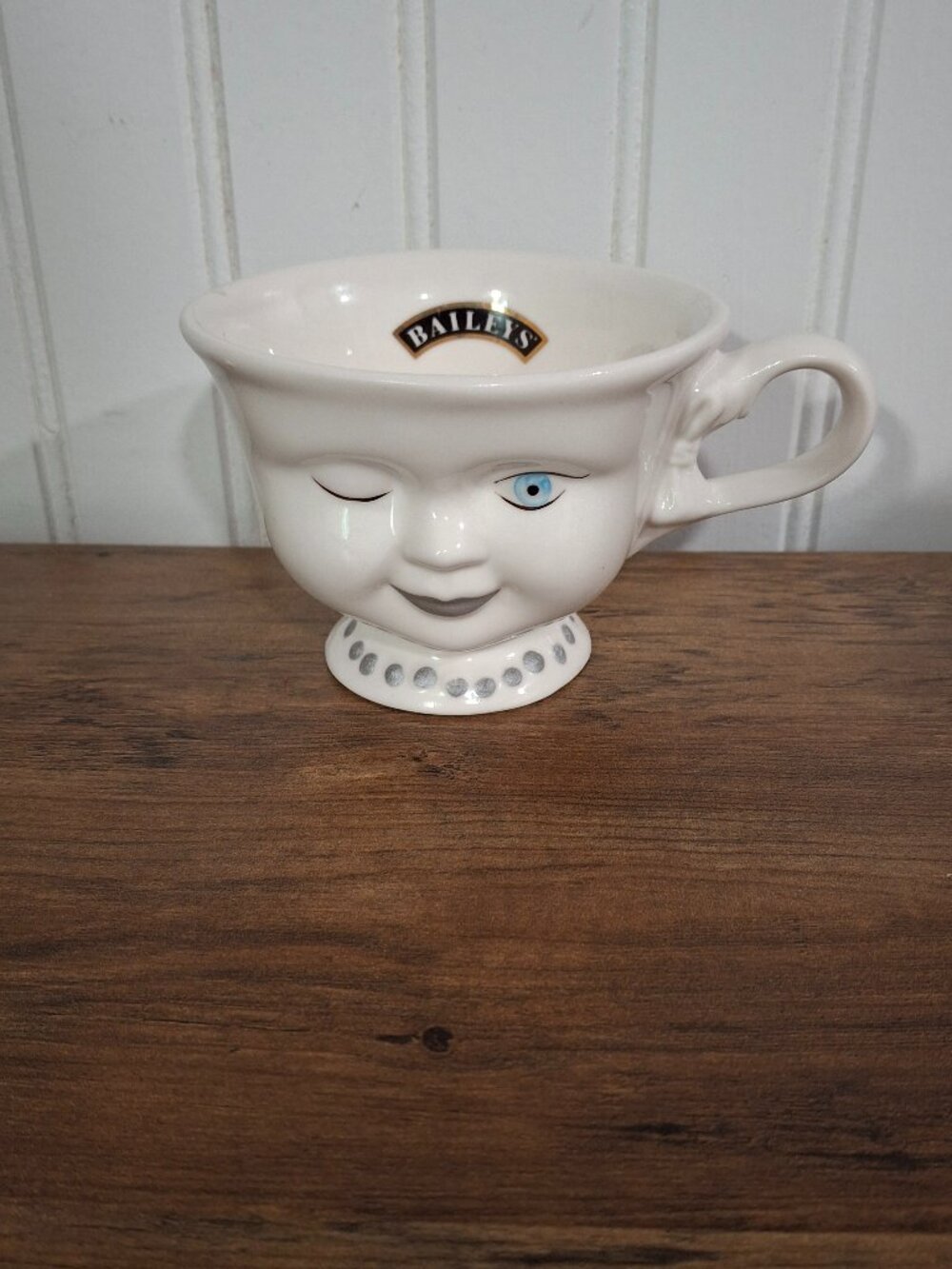 Vintage Baileys Irish Cream Winking Mug LA Youth Network Helen Hunt